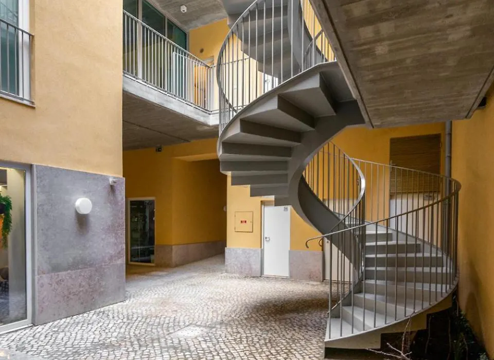 Whome | Ls48 Prime Location Upscale Family Apartment-1